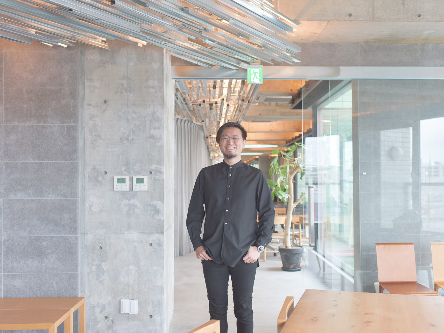 【島Interview|訊く】世界の希望を小さな島から 島×進化思考 太刀川英輔さん|ritokei(離島経済新聞)